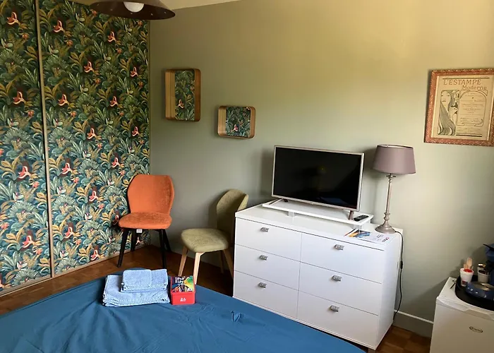 Δωμάτια σε οικογενειακή κατοικία Independante 10min Circuit 24h Tramway *